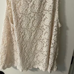 Floral lace open back tank top